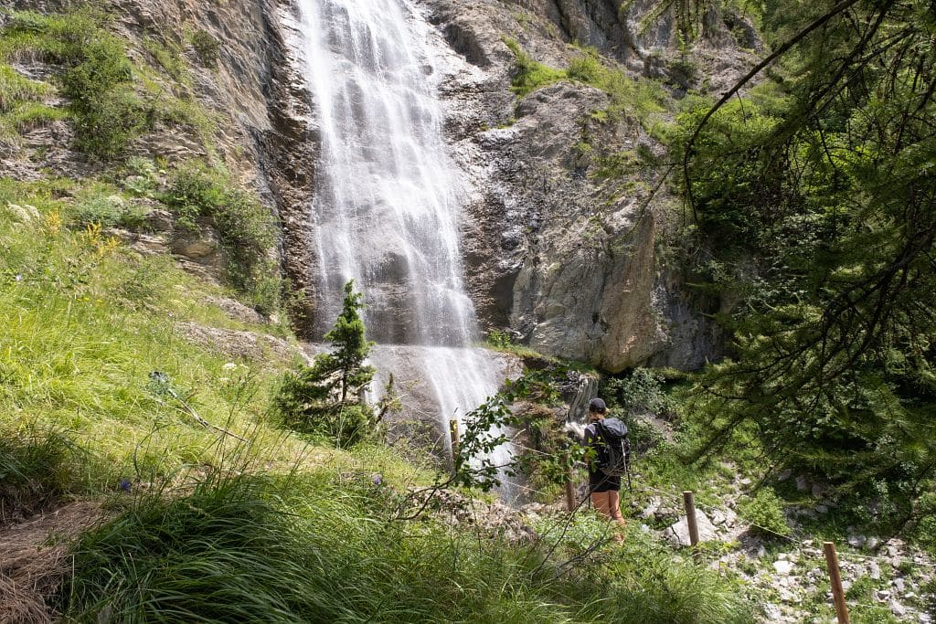 La cascade de la Pisse (Écrins)